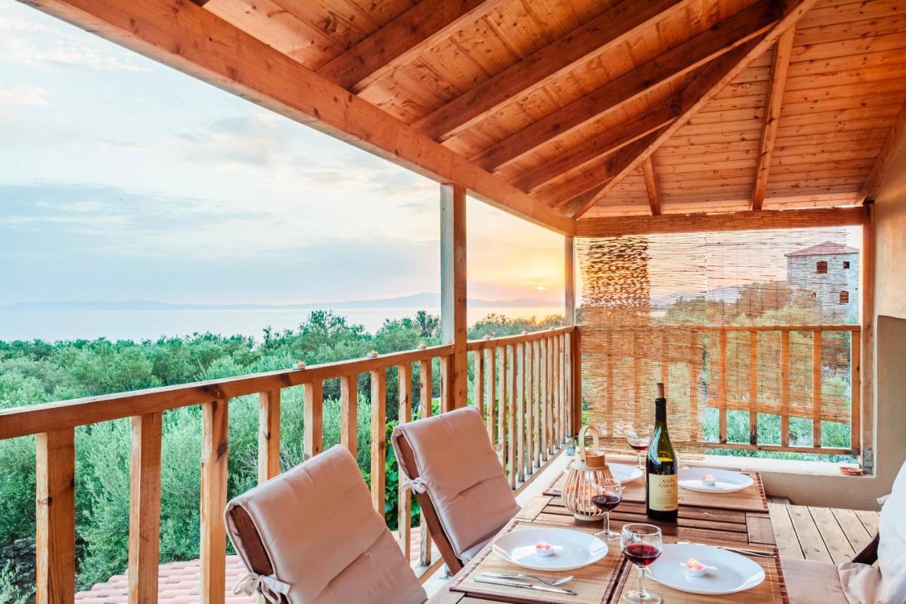 Selinitsa Stone Studio - Mani Seaview Retreat Agios Nikolaos  Exteriör bild